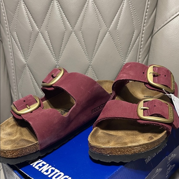 Birkenstock Arizona BS Patent Sand Sandal in Patent Sand - Picture 11 of 15